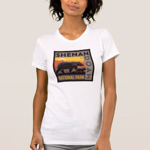 Shenandoah-Nationalpark Mama Bear & Cubs T-Shirt