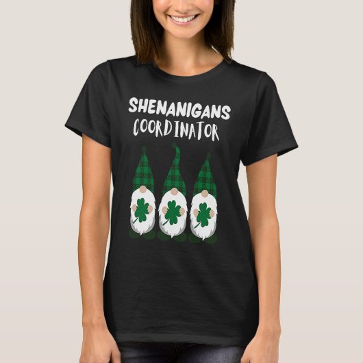 Shenanigans Coordinator St Patricks Day Gnomes Gre T-Shirt (Vorderseite)