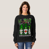 Shenanigans Funny Love Gnomes Nurse St Patricks Da Sweatshirt (Vorne ganz)