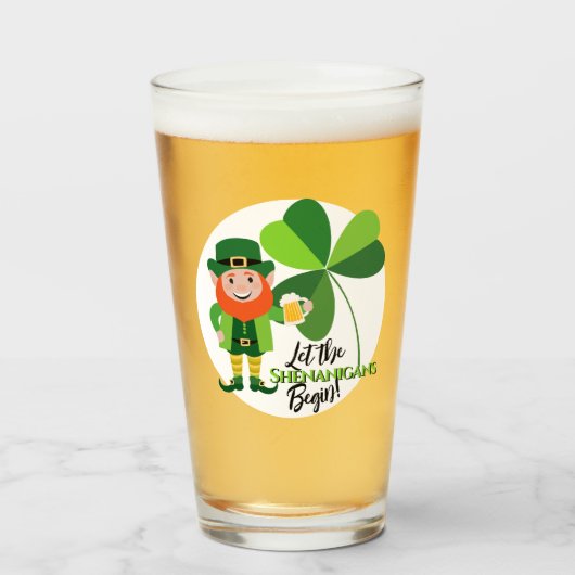 Shenanigans Leprechaun Kleeblatt St Patrick's Day Glas (Vorne (Gefüllt))