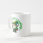 Shenanigans Loading Funny St. Patrick's Gnome Kaffeetasse (Vorderseite Links)