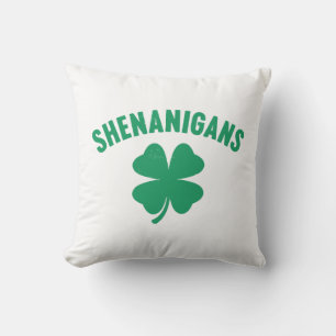 Shenanigans Shamrock St. Patrick's Day Retro Kissen