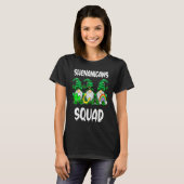 Shenanigans Squad Gnomes St Patrick's Day Men Wome T-Shirt (Vorne ganz)