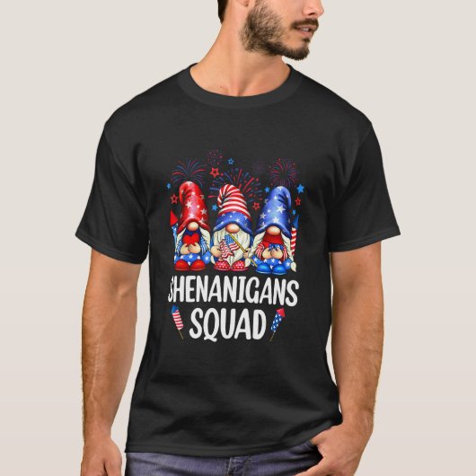 Shenanigans Squad Gnomes USA Independence Day 4th  T-Shirt (Vorderseite)