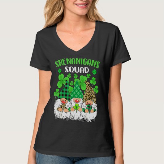 Shenanigans Squad St Patricks Day Gnomes Green Pro T-Shirt (Vorderseite)