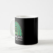 Shenanigans Squad St Patrick's Day Rainbow Shamroc Kaffeetasse (Vorderseite Links)