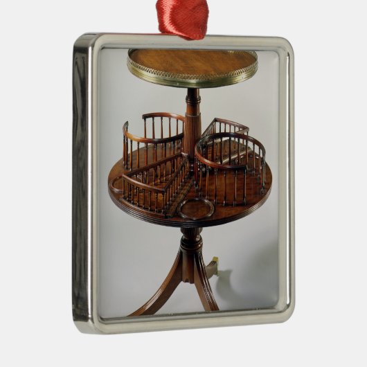 Sheraton zweistufiger stummer Kellner Ornament Aus Metall (Rechts)