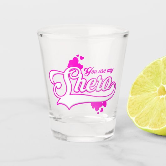 SHERO Shot Glass Schnapsglas (Vorderseite)