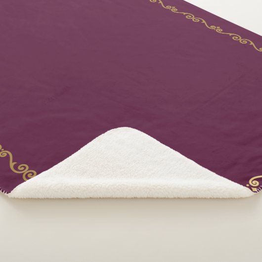 Sherpa Blanket-Large-Plum Wein & Gold Scroll Print Sherpadecke (3/4)