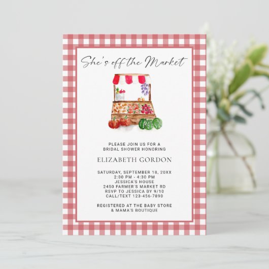 She's Off the Market Bridal Shower Gingham Einladung (Stehend Vorderseite)