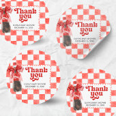 She's Ready to Pop Baby Shower Runder Aufkleber