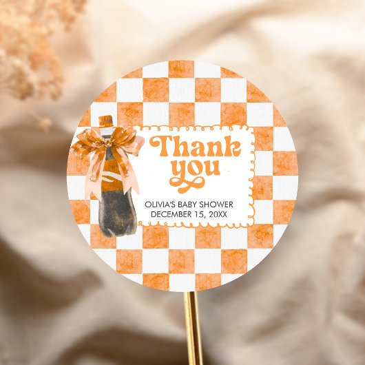 She's Ready to Pop Baby Shower Runder Aufkleber