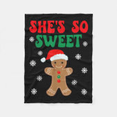 She's So Sweet Funny Gingerbread Couples Christmas Fleecedecke (Vorderseite)