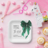 She's Tying The Knot Green Bow Bridal Shower Pappteller (Party)