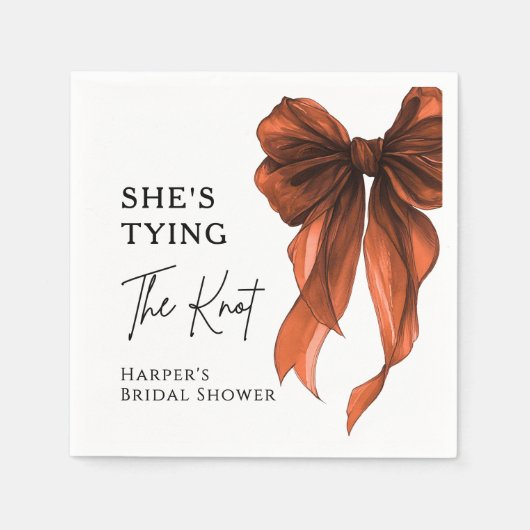 She's Tying The Knot Orange Bow Bridal Shower Serviette (Vorderseite)