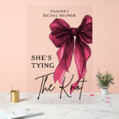 She's Tying The Knot Red Bow Welcome Sign Acrylschild (Hochzeit)