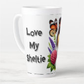 Shetland Sheepdog mit Blume und Schmetterlingen Milchtasse (Linke Ecke)