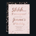 Shhh erröten Rosengoldconfetti 30. Geburtstag Einladung<br><div class="desc">Shhh ist es eine Überraschung Imitat-Rose, Goldconfetti-, denSpritzer Rosa 30. Geburtstags-individueller Name erröten. Eine moderne dreißigste Geburtstags-Party Einladung mit moderner, ursprünglicher und einfacher Imitat-Rosen-Goldfolieneinladung mit Rosengoldconfetti-Spritzern und Hand schriftlicher Artbürstentypographie auf einem völlig kundengerechten Pastell erröten rosa Farbhintergrund und -SCHWARZES an der Rückseite. Wenn Sie irgendeinen Text benötigen, der geändert wird...</div>