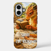 Shhh… Ich lese gemütlich mit dem Drachen Case-Mate iPhone Hülle (Rückseite)