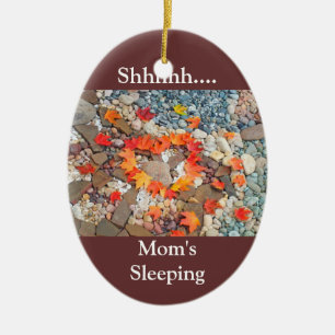 Shhh... Mama schläft hängender Herz-Schmuck Keramikornament