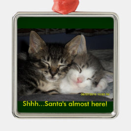 Shhh… Sankt fast hier! Silbernes Ornament