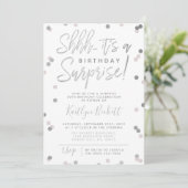 Shhh... Überraschung Geburtstag Silver Foil Confet Einladung (Stehend Vorderseite)