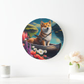Shiba Inu auf einem Paddle: Ein Landschaftliches A Große Wanduhr (Zuhause)