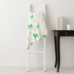 Shiba Inu Decke – Minimalistisches Pastellgrün Ges Sherpadecke
