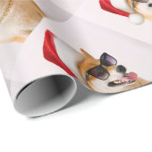 Shiba Inu dog in Santa Claus red hats Geschenkpapier (Rolleneckpunkt)