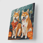 Shiba Inu Halloween Spooky Quadratische Wanduhr (Winkel)