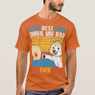Shiba Inu Hund und Daddy Hand, um beste Shiba in T-Shirt