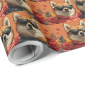 Shiba Inu mit Herz-Rose Valentinstag Geschenkpapier (Rolleneckpunkt)
