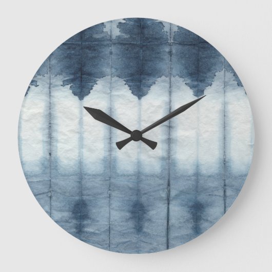 Shibori Indigio Print Große Wanduhr (Vorderseite)