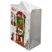 Shih Tzu Dog Christmas Mittlere Geschenktüte (Rückseite Schrägansicht)