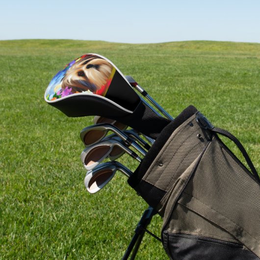 Shih Tzu Face umgeben von Blume Golf Headcover (In SItu)
