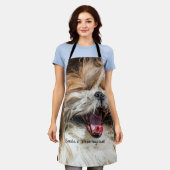 Shih tzu gähnende Lächeln Text anpassen Schürze (Getragen)
