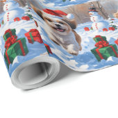 Shih Tzu läuft in Snow mit Weihnachtshut Geschenkpapier (Rolleneckpunkt)