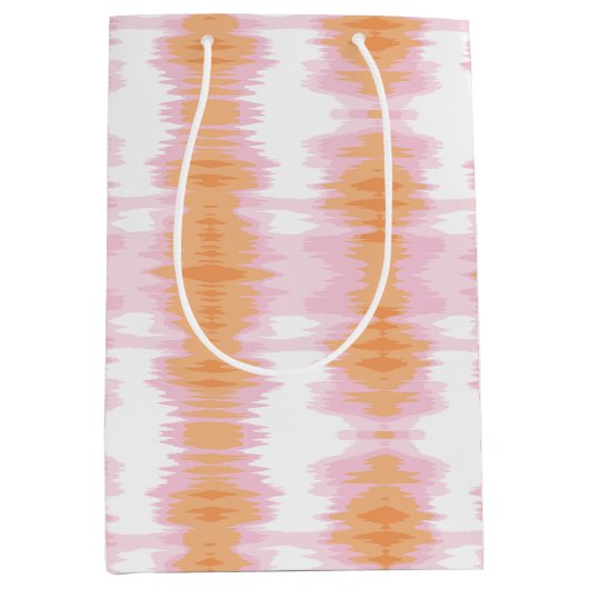 Shimmer Ikat in Pink and Orange Mittlere Geschenktüte (Vorderseite)