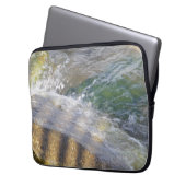 Shimmering Water on Rocks Laptop Sleeve (Vorderseite Links)