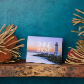 Shine Bright Lighthouse Pastel Sunset Rocky Beach Fotoplatte (Seite)