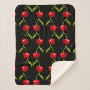 Shiny Cherries Pattern Sherpadecke