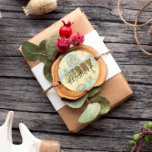 Shiny Filigree Snowflakes Gold Merry Christmas  Runder Aufkleber<br><div class="desc">Personalized Christmas sticker design featuring stylized shiny filigree snowflakes and the script MERRY written in faux gold letters. The text CHRISTMAS is fully customizable.</div>
