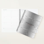 Shiny Metallic Stainless Steel & Gray Damasks Planer<br><div class="desc">Moderne,  metallisch glänzende,  silbergraue Streifen geometrisches Design mit hellgrauem Damassoberflächen. Einfaches rostfreies Aussehen.</div>