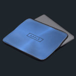 Shiny polierter, blau metallischer Hintergrund Laptopschutzhülle<br><div class="desc">Elegante moderne blaue Farbtöne poliert metallische Textur Druck. Optionales Monogramm.</div>