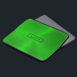 Shiny polierter, metallischer Hintergrund Laptopschutzhülle<br><div class="desc">Elegante moderne grüne Farbtöne poliert metallische Textur Druck. Optionales Monogramm.</div>