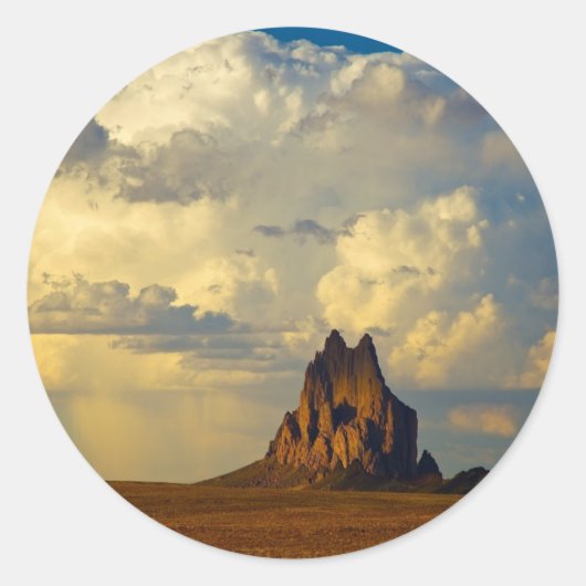Shiprock gegen Thunderhead Runder Aufkleber (Vorderseite)