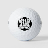 Shirakawa-Falkenfedern Golfball (Vorderseite)