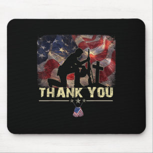 Shirt-Flag-Militärstiefel zum Gedenktag Mousepad