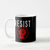 Shirt "Resist Fist T" - Teil der Resistenz - Kaffeetasse (Links)