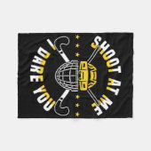 Shoot At Me I Dare You Field Hockey Player Fleecedecke (Vorderseite (Horizontal))